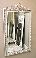 mirror with bow